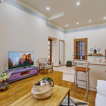 Apartments Near The Golden Gate Київ Екстер'єр фото